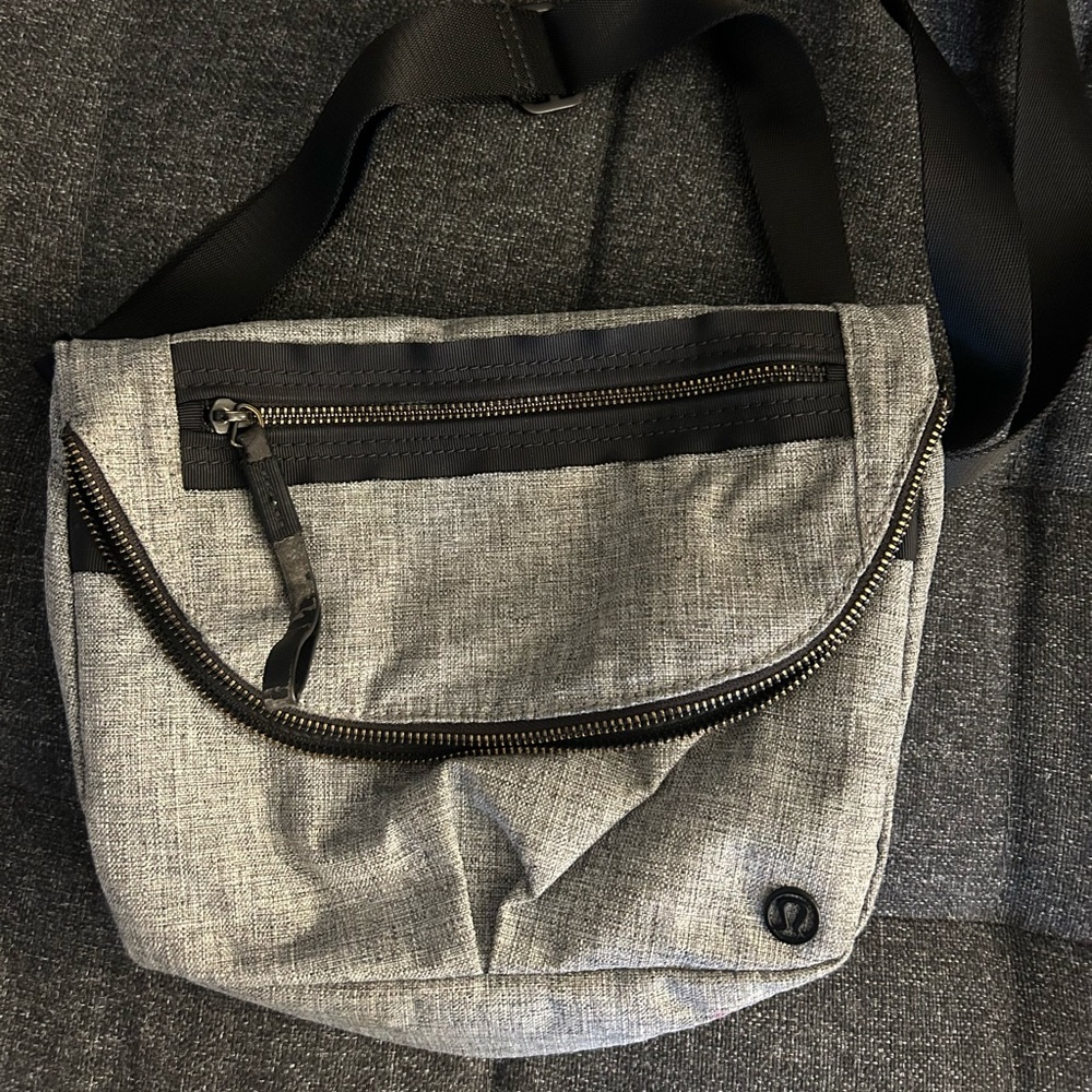 Lululemon Heather Gray 5L Festival Bag - Rare